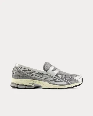 1906L Silver Metallic / Grey Loafers